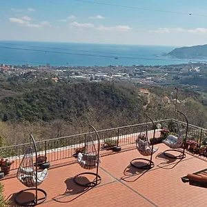 Casa Roberto Bed & Breakfast Savona